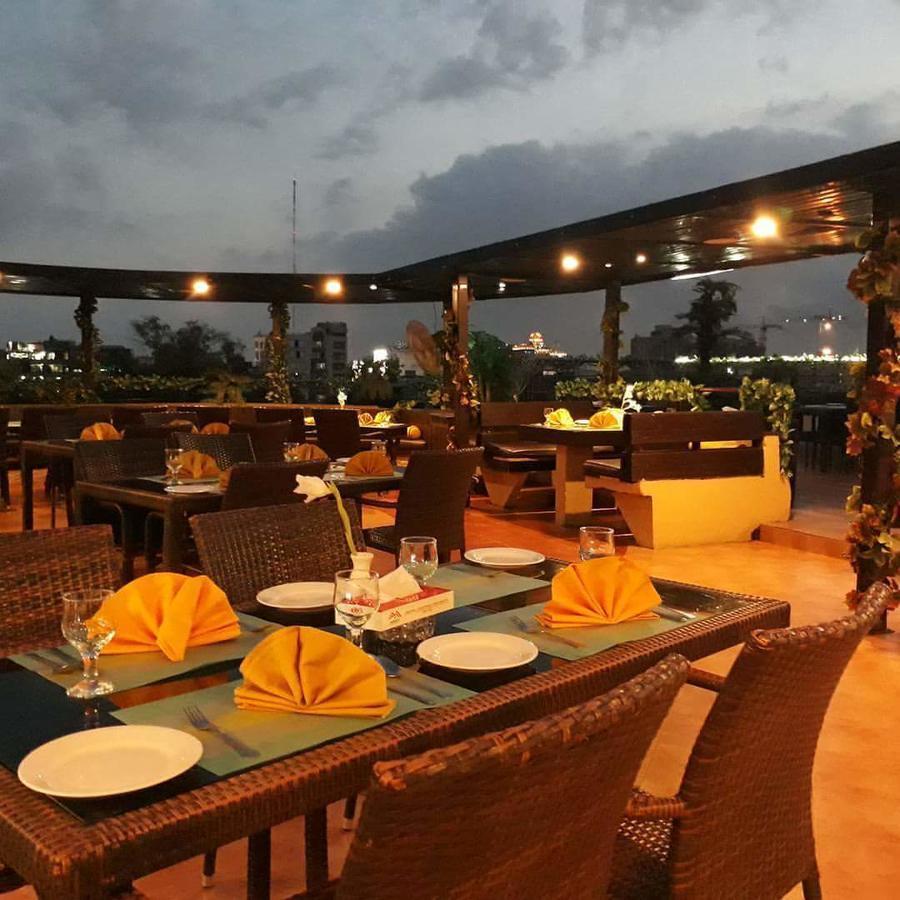Maisonette Hotel & Apartments Lahor Dış mekan fotoğraf