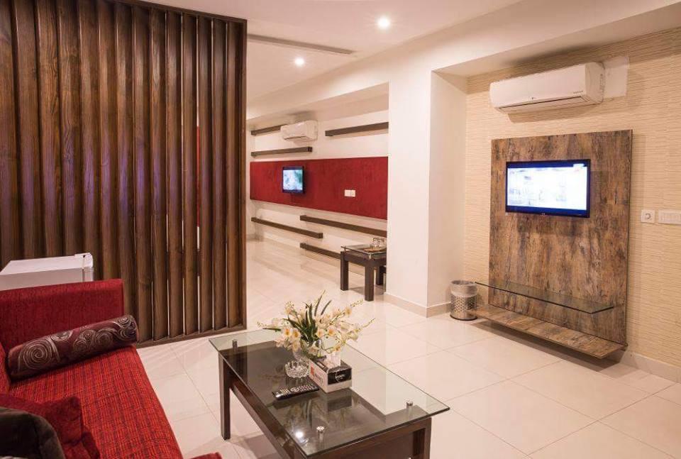 Maisonette Hotel & Apartments Lahor Dış mekan fotoğraf