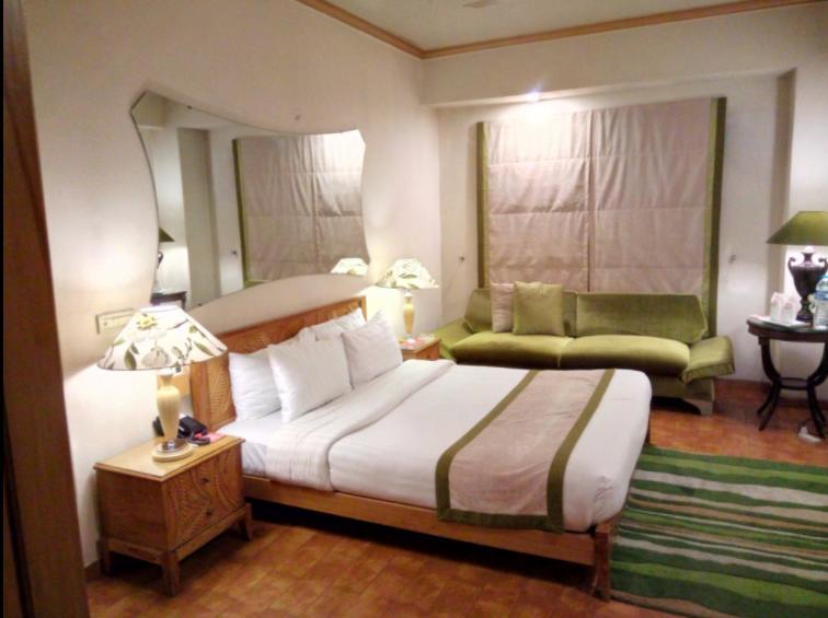 Maisonette Hotel & Apartments Lahor Dış mekan fotoğraf